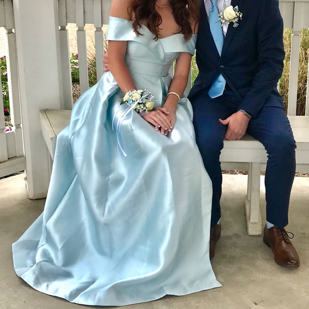 Light Blue Off-the-shoulder Prom Dress